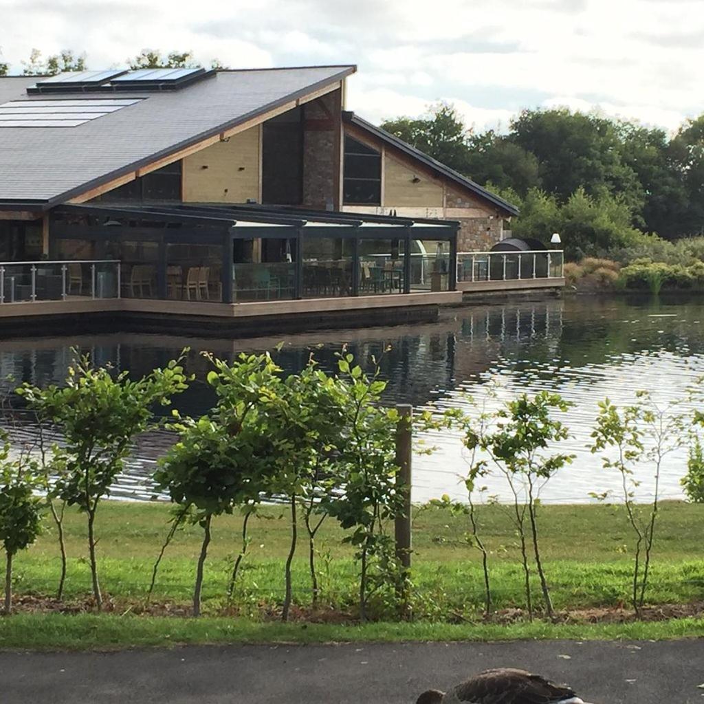 Luxury Lodge At Haggerston CastleBeal エクステリア 写真