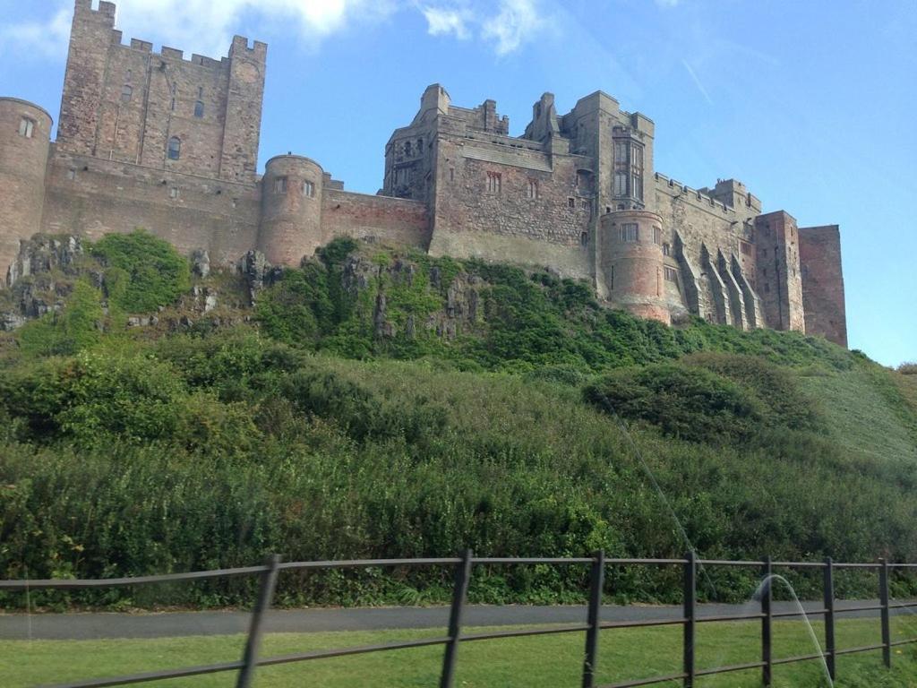 Luxury Lodge At Haggerston CastleBeal エクステリア 写真